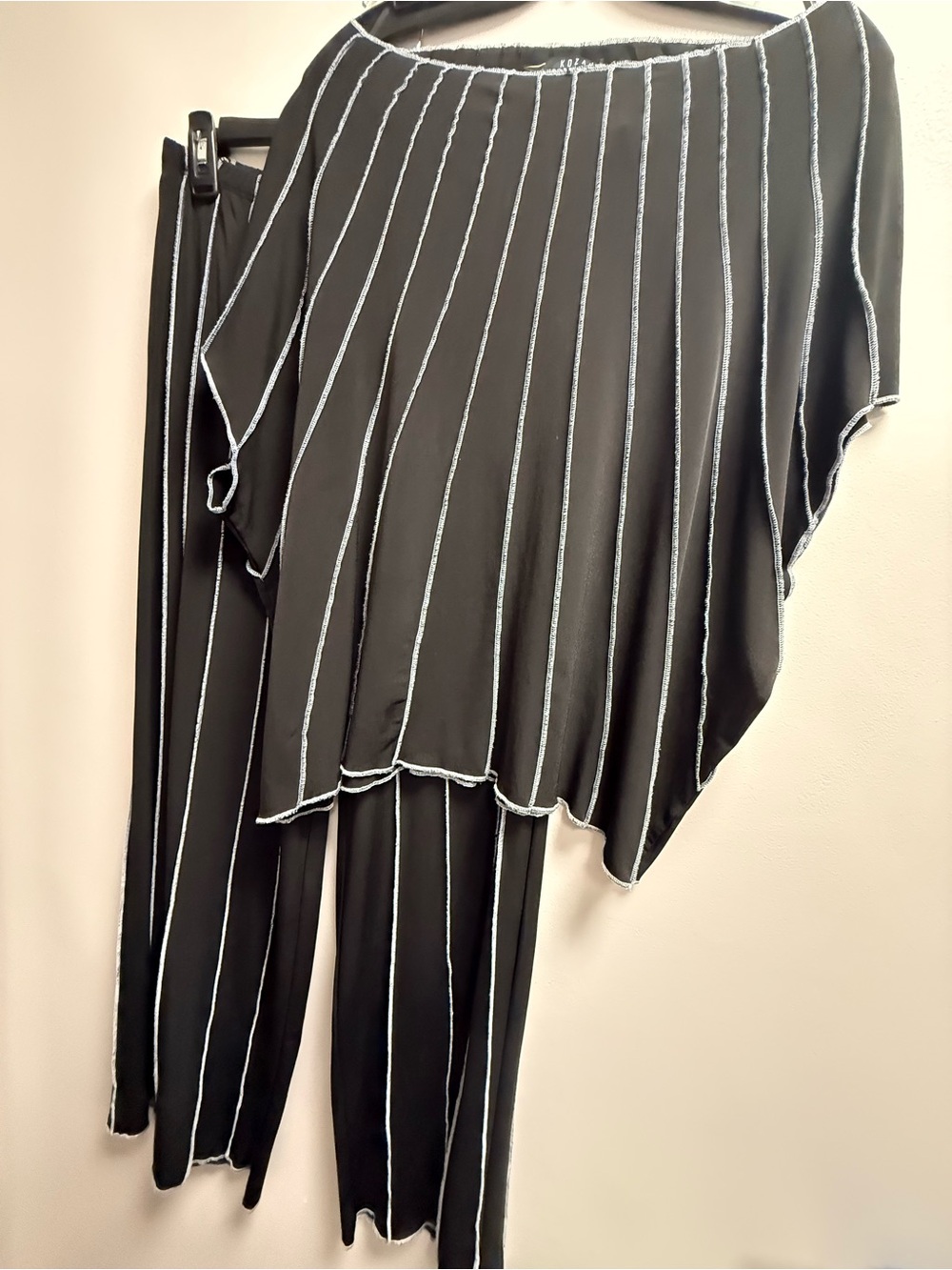 Like New KOZAN Pants + Top Black + White Pleated 2-Piece Set See Custom Sizing